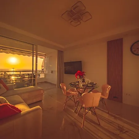 Ponderosa 611, Americas, One Bedroom With Large Terrace And Ocean View, Next To Siam Park アパート